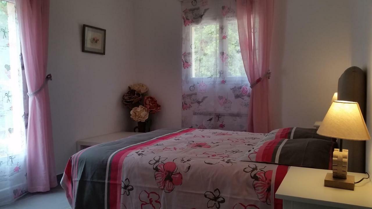 Villa Mylena Jouques 外观 照片